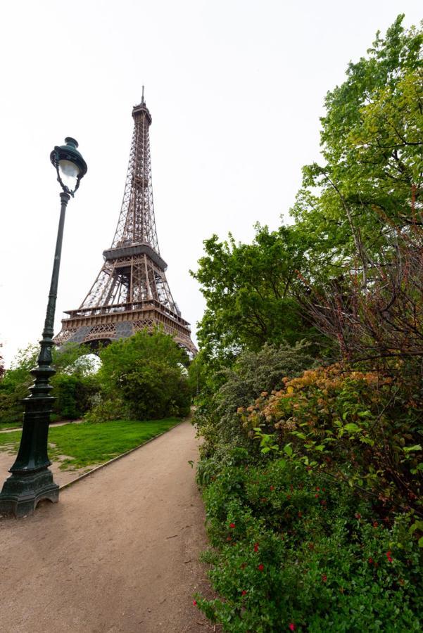 Apartamento Au Pied De La Tour París Exterior foto